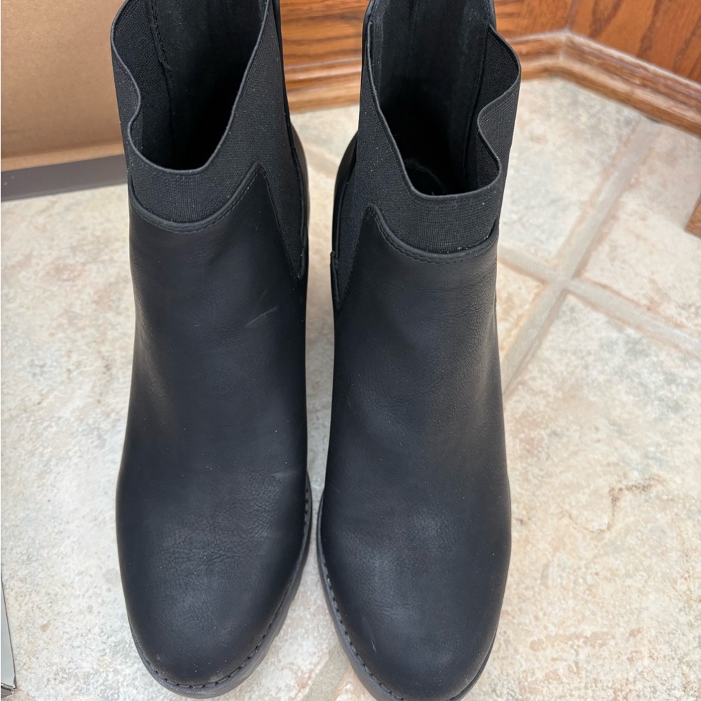 Crown Vintage Black Ankle Booties
